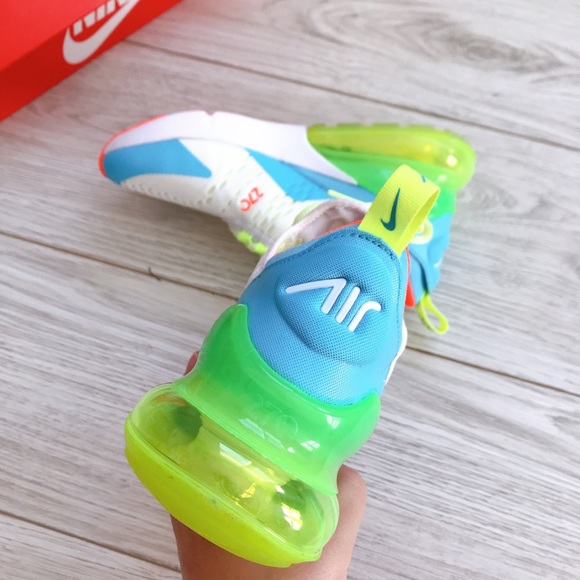 Nike Air Max 270 - Picture 6 of 8